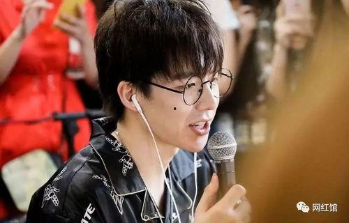 刘宇宁后续爆料视频播放,揭秘娱乐圈不为人知的一面 第1张 刘宇宁后续爆料视频播放,揭秘娱乐圈不为人知的一面 第1张